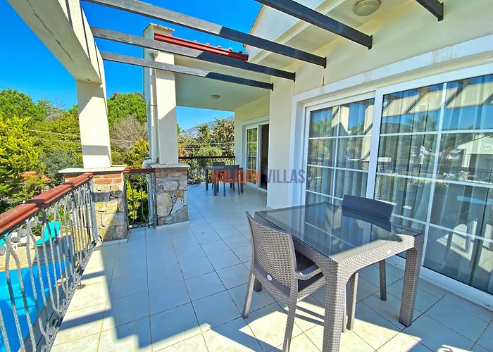 Villa Gold 6