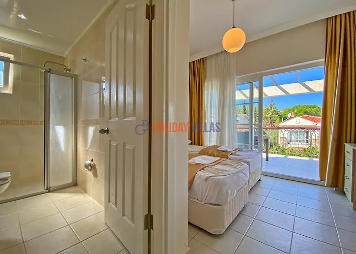 Gold 6 Villa